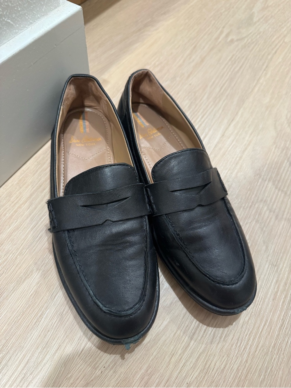 Sam Edelman Loraine Black Leather Penny Loafers Women’s Size 6 Flats - No Box
